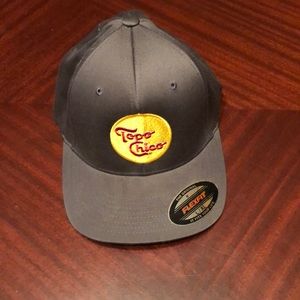 Topo Chico cap